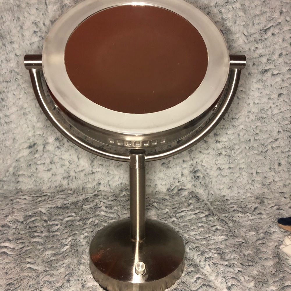 Mirror